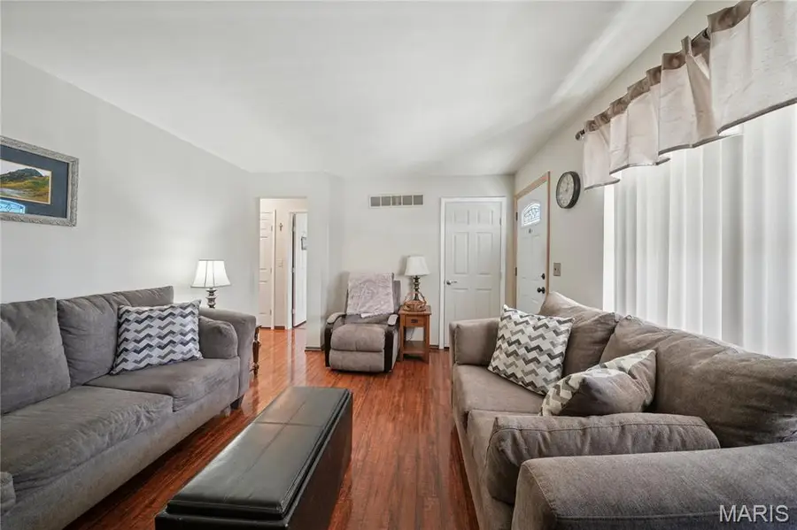 3175 Chicory Creek Lane, Florissant, MO 63031 - Image #3