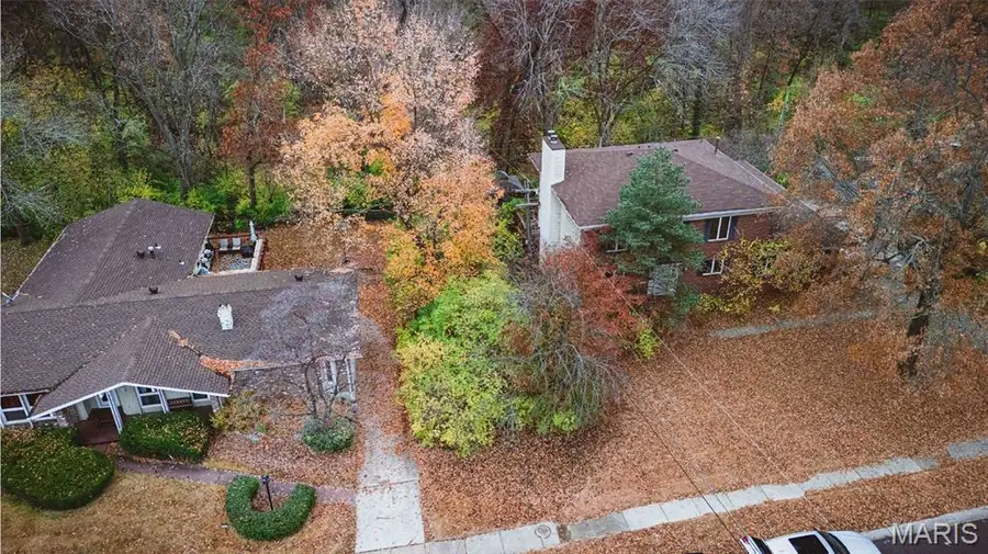 12135 Mignon Drive, Florissant, MO 63033 - Image #3