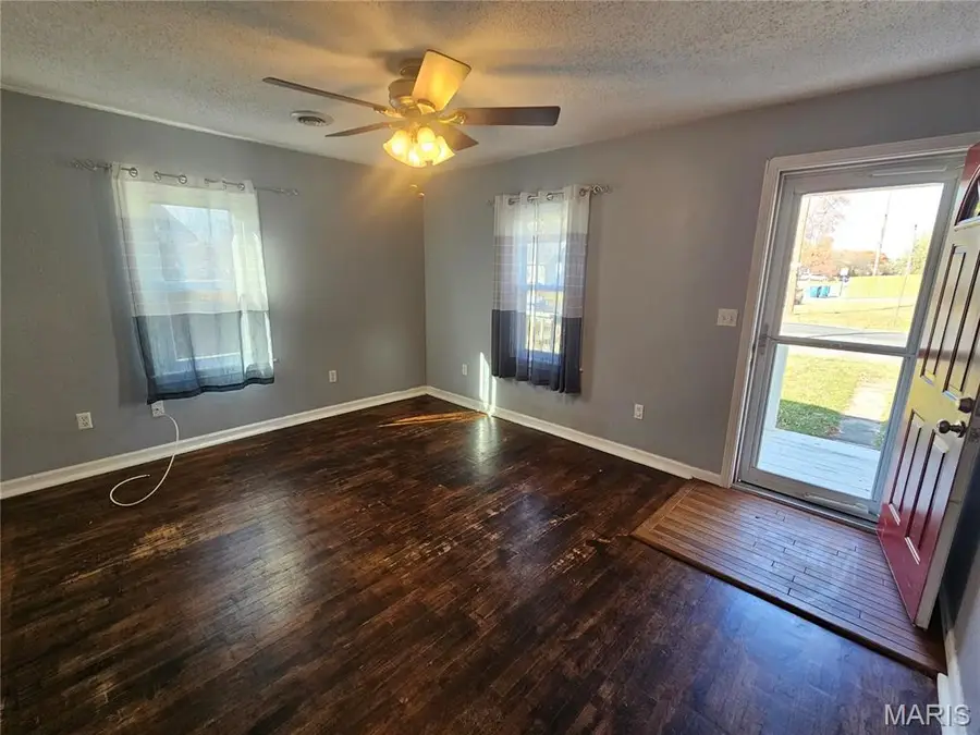 311 Williams Street, Bethalto, IL 62010 - Image #3