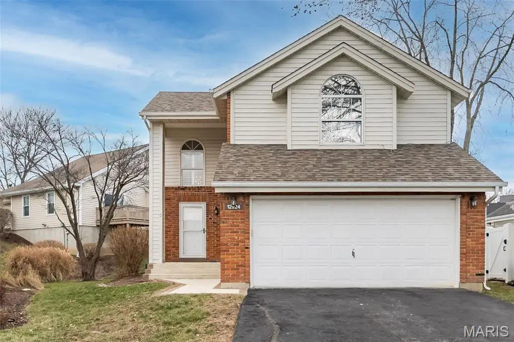 12924 Midfield Terrace, Saint Louis, MO 63146 - Image #1