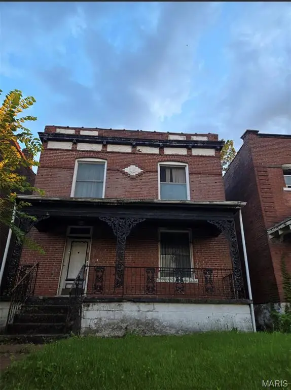 5240 Northland Avenue, Saint Louis, MO 63113 - Image #1