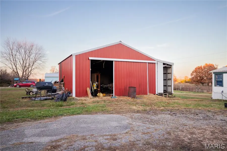 21764 Rice Drive, Lebanon, MO 65536 - Image #3