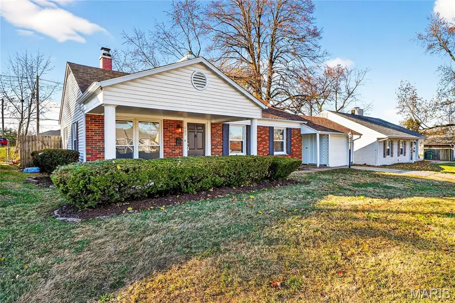 305 Wellesley Drive, Ofallon, IL 62269 - Image #2