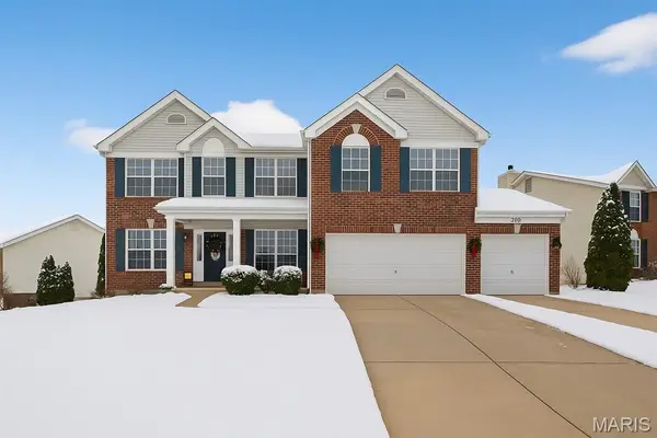 210 Tanner Drive, Wentzville, MO 63385