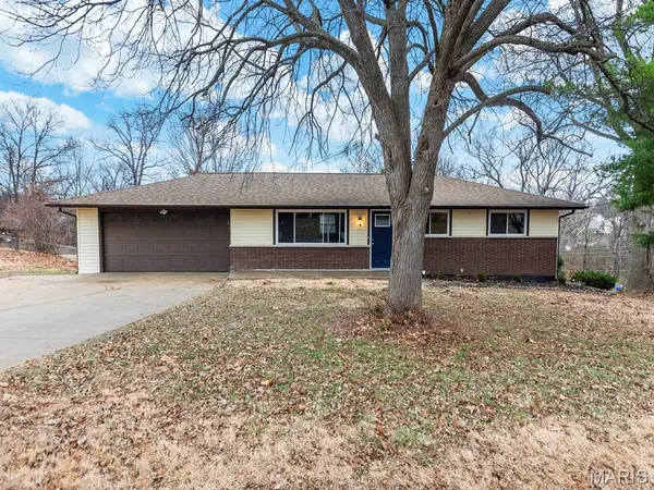 726 Gran Lin Drive, St Charles, MO 63303