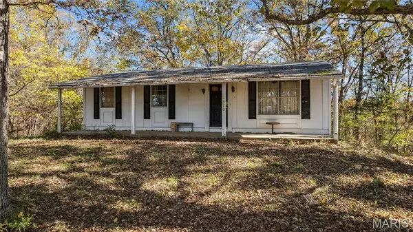 3476 Bassett Road, Pacific, MO 63069