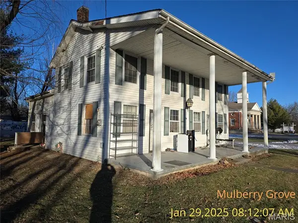 305 N Maple Street, Mulberry Grove, IL 62262