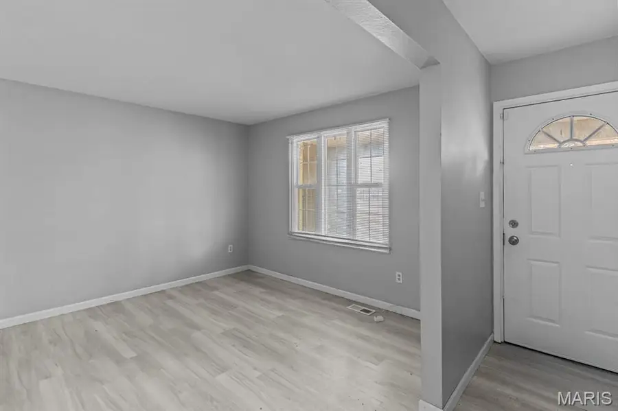 12322 Spanish Pond Road, Saint Louis, MO 63138 - Image #3