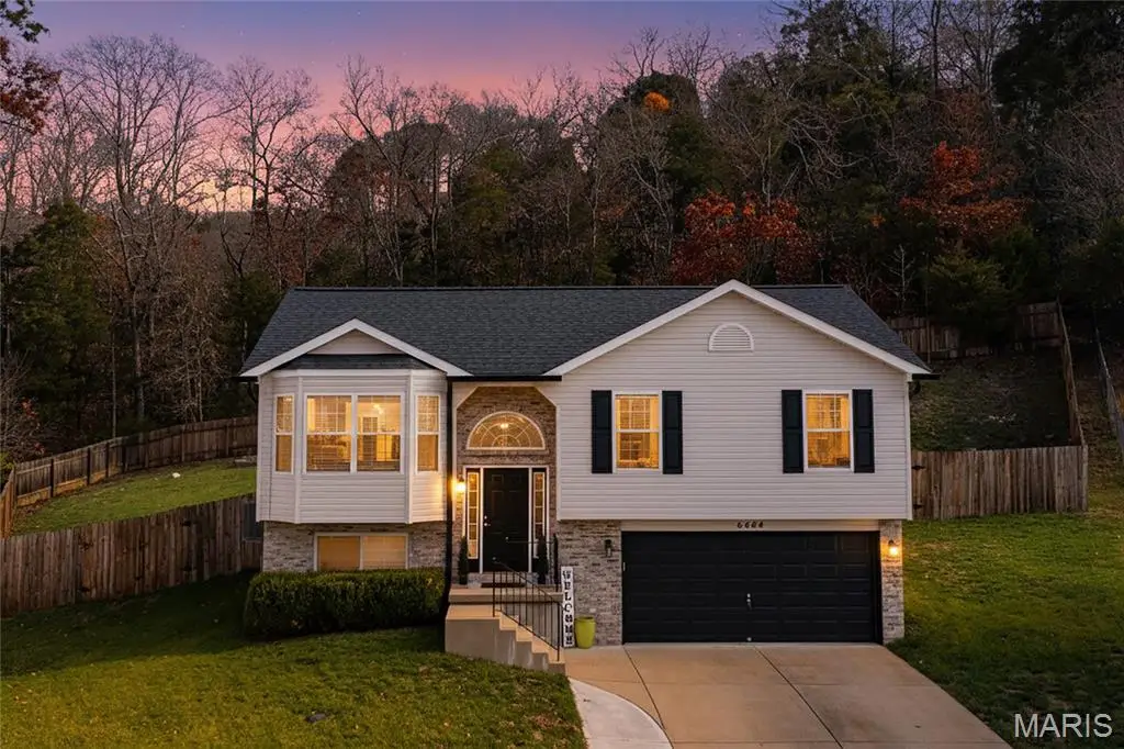 6404 Glenstone Drive, Imperial, MO 63052 - Image #1