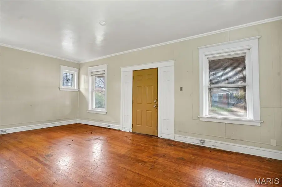 5474 Queens Avenue, Saint Louis, MO 63115 - Image #3