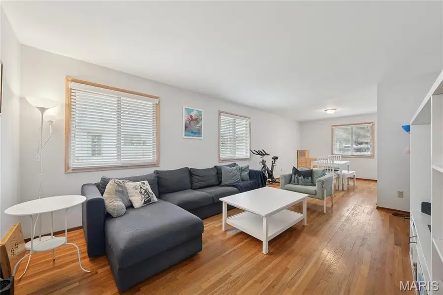 12508 Larkwood Drive, Saint Louis, MO 63146 - Image #2