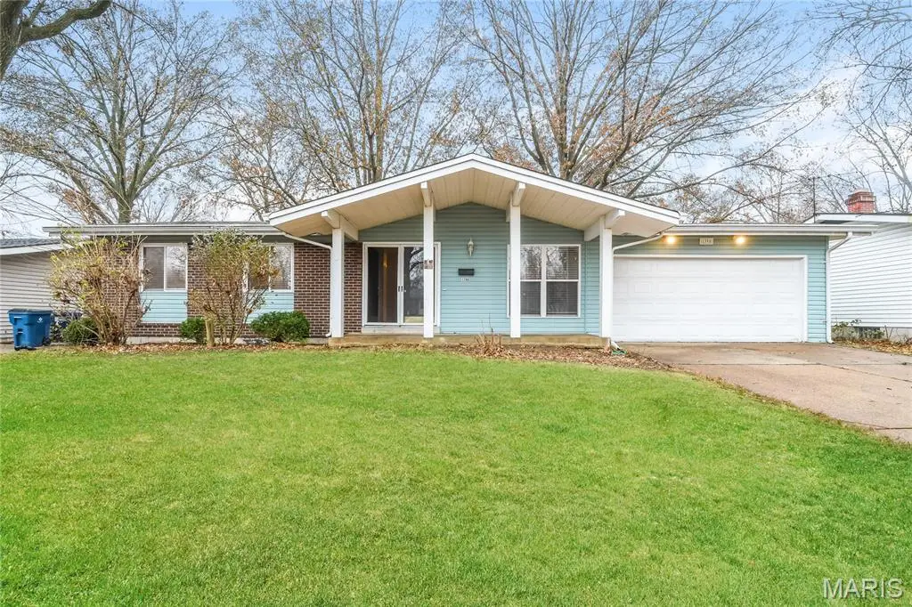 1398 Brenthaven Lane, Florissant, MO 63031 - Image #1