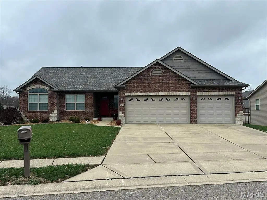 1861 Crimson Oak Drive, Maryville, IL 62062 - Image #1