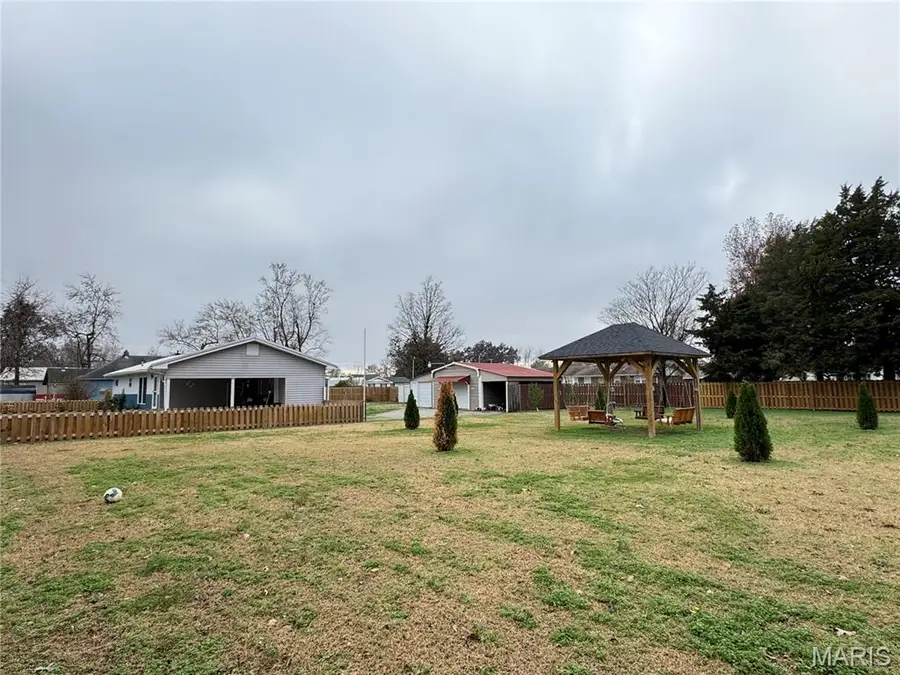 103 Calvin, Matthews, MO 63867 - Image #3