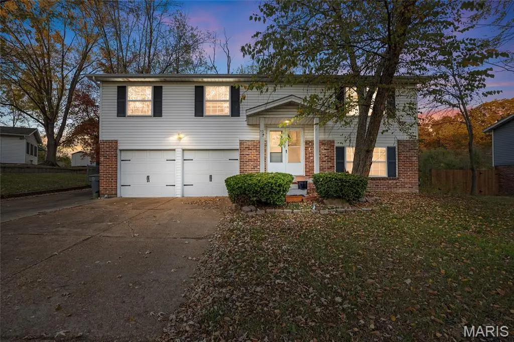 33 Chip Drive, Ofallon, MO 63366 - Image #1