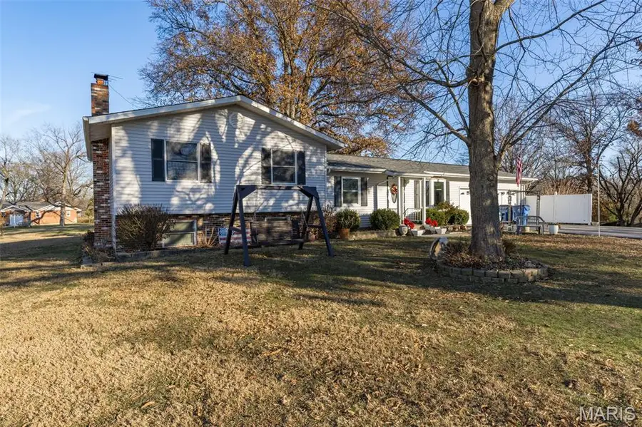 777 Golf Course Drive, Herculaneum, MO 63048 - Image #2