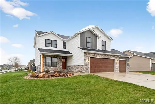 421 Chamberlain, Troy, IL 62294