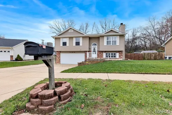 1058 Fawn Ridge Drive, O'Fallon, MO 63366