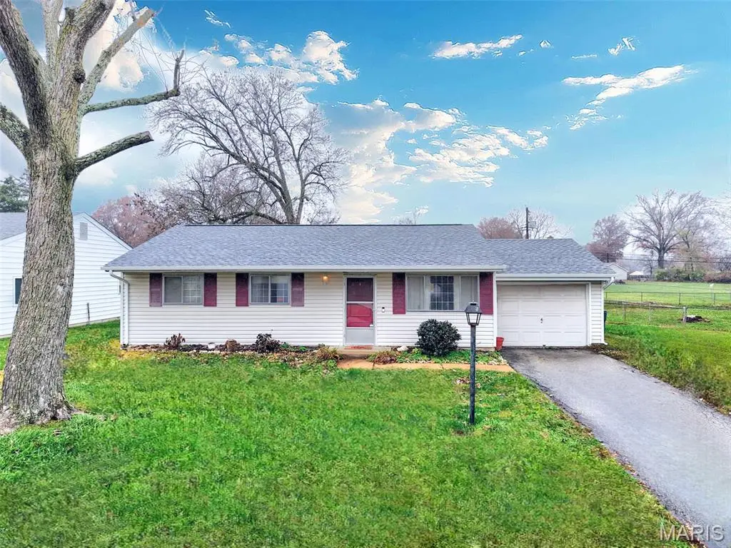 1304 Valiant Drive, Fenton, MO 63026 - Image #1