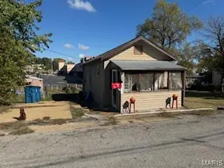 717 Bartolet Avenue, St Louis, MO 63125