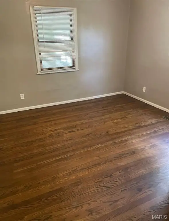 7929 S Rock Hill Road, Saint Louis, MO 63123 - Image #2