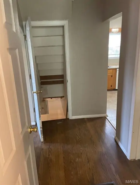 7929 S Rock Hill Road, Saint Louis, MO 63123 - Image #3