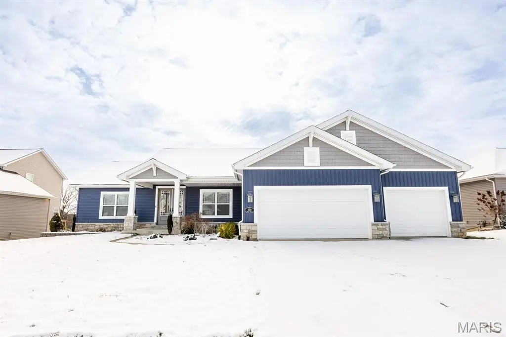 1212 Hickory Point Drive, Ofallon, IL 62269 - Image #1