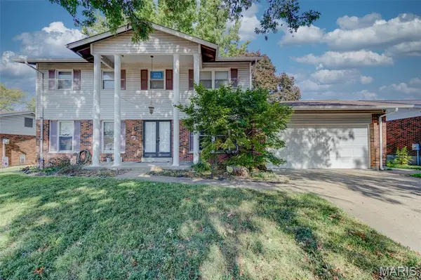 3901 Rue De Renard, St Louis, MO 63034