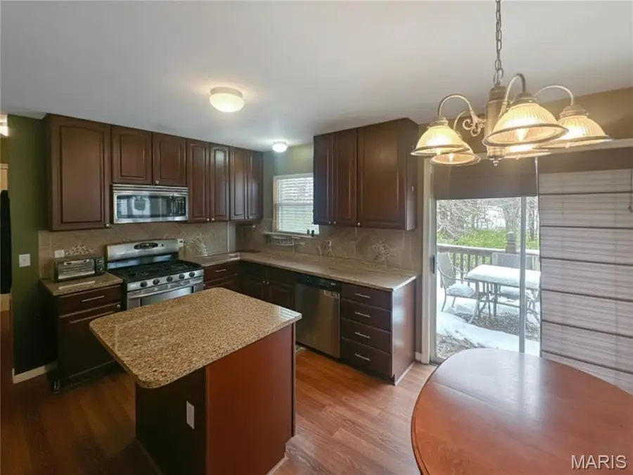 852 Molloy Drive, O Fallon, MO 63366 - Image #3