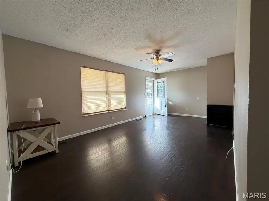 1709 Hawthorne Drive, Pacific, MO 63069 - Image #2