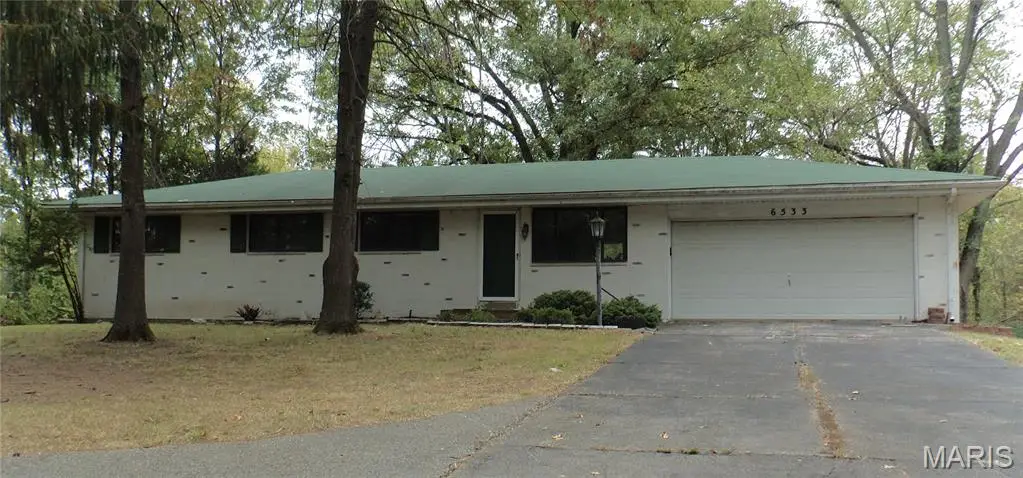 6533 Heintz Road, Oakville, MO 63129 - Image #1