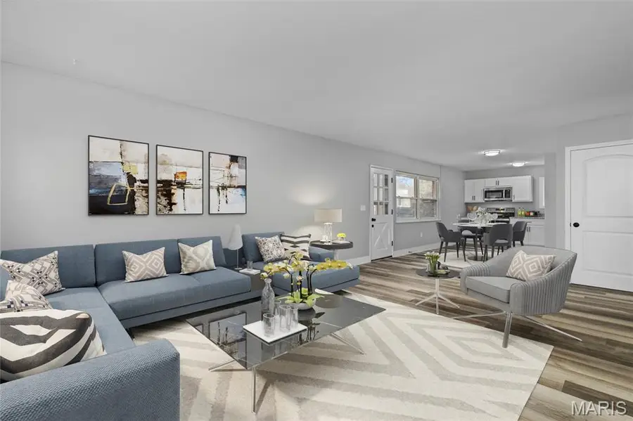 1025 Belmont Terrace, Florissant, MO 63033 - Image #2