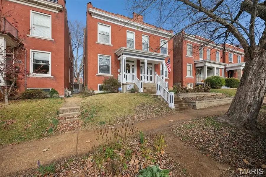3871 Wyoming Street, Saint Louis, MO 63116 - Image #2