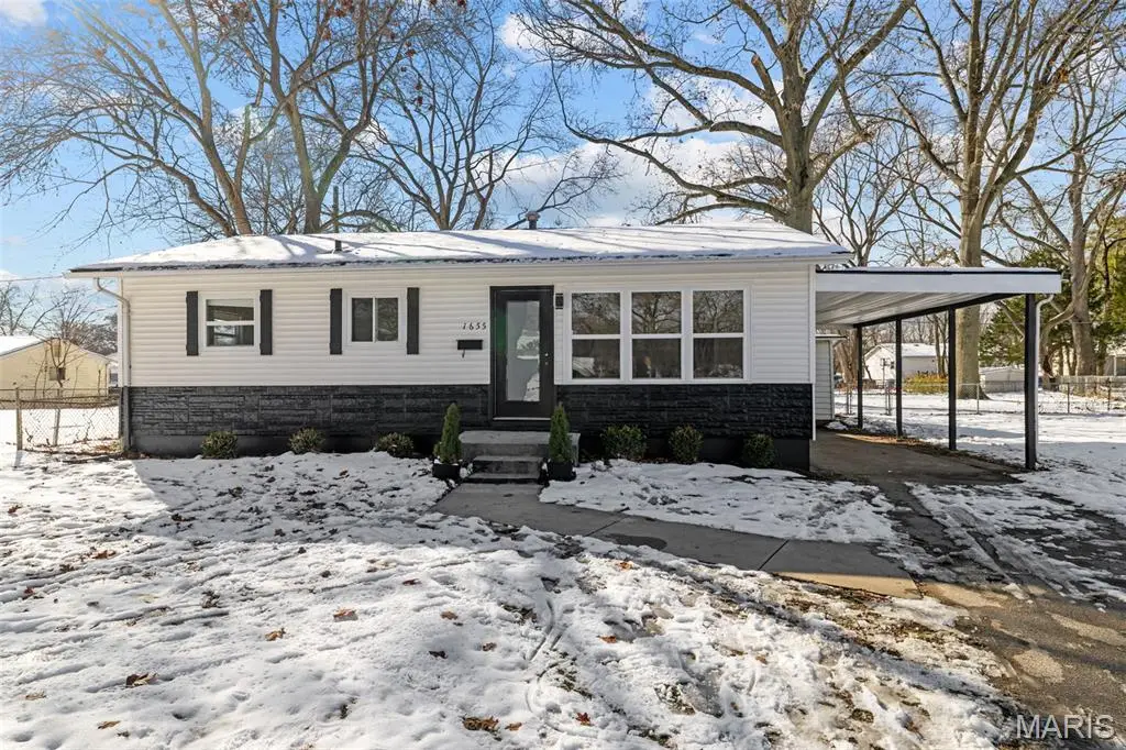 1655 Fenmore Drive, Florissant, MO 63031 - Image #1