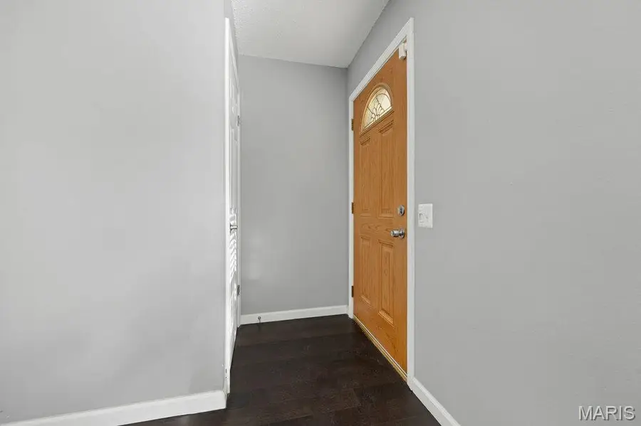 11955 Red Barn Court, Florissant, MO 63033 - Image #2