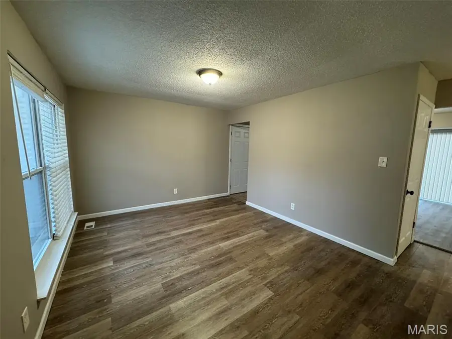 12113 La Padera Lane, Florissant, MO 63033 - Image #3