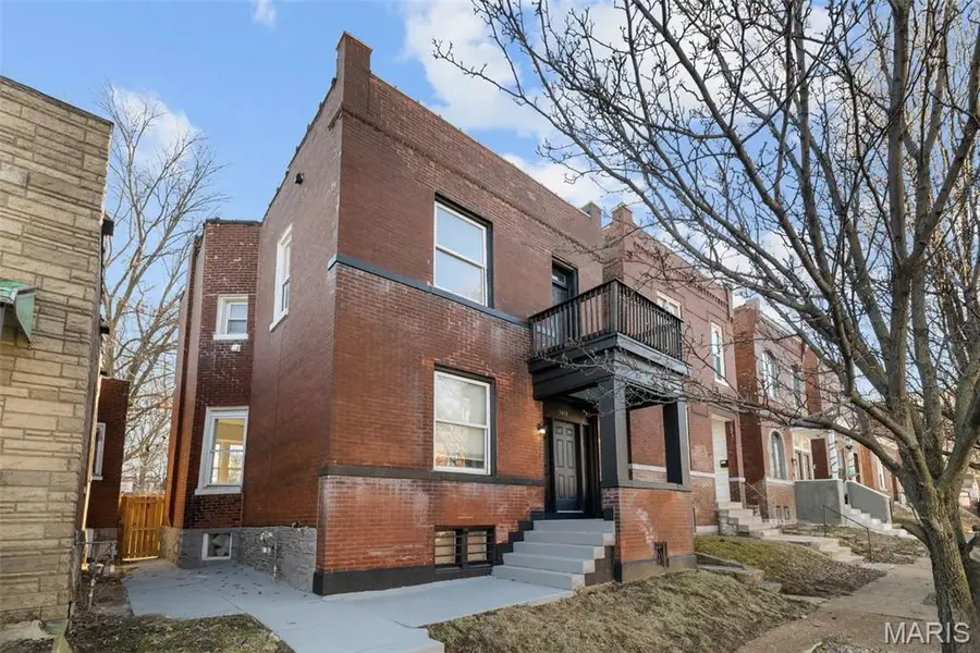 3408 Winnebago Street, Saint Louis, MO 63118 - #2