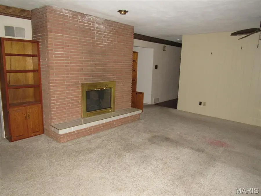 42 Harneywold Drive, Saint Louis, MO 63136 - Image #2