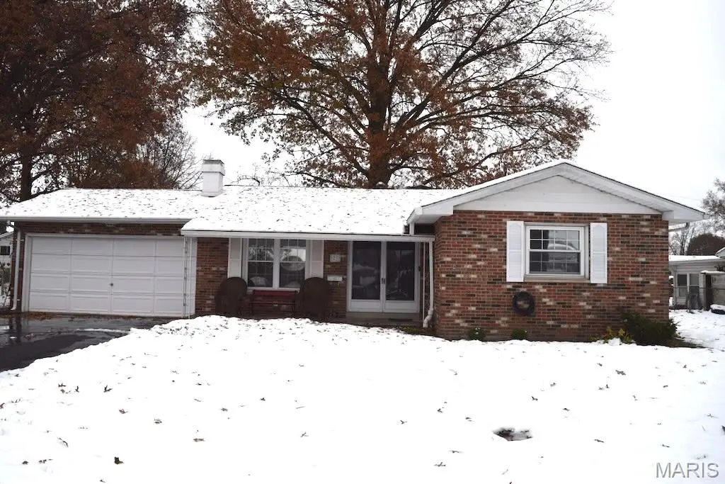 23 Meadowlark Court, Granite City, IL 62040 - Image #1