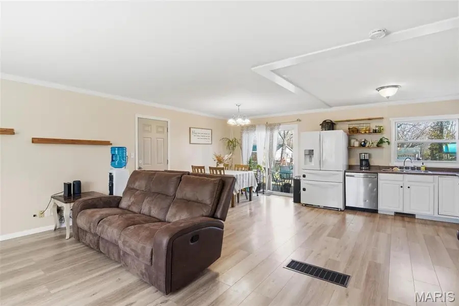 310 Whitehall Drive, Ofallon, IL 62269 - Image #3