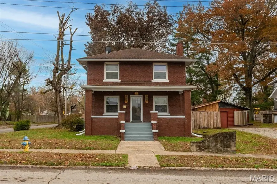 420 W Church Street, Benton, IL 62812 - Image #2