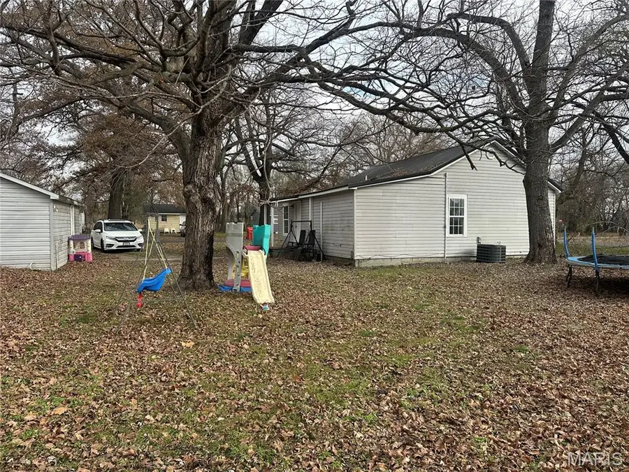 102 Bronaugh Street, Oran, MO 63771 - Image #3