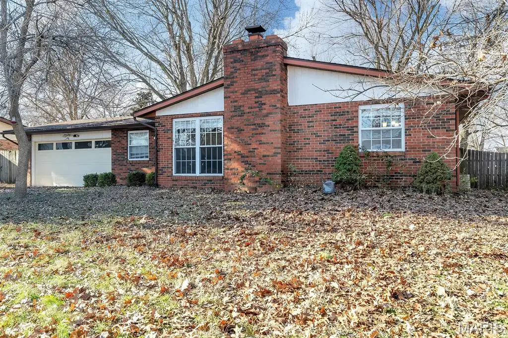 213 Saint John Drive, Belleville, IL 62221 - Image #1