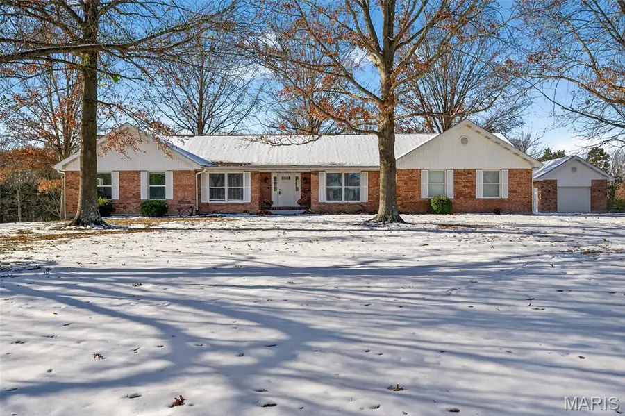 13 Jacks Cabin Drive, Defiance, MO 63341 - Image #2