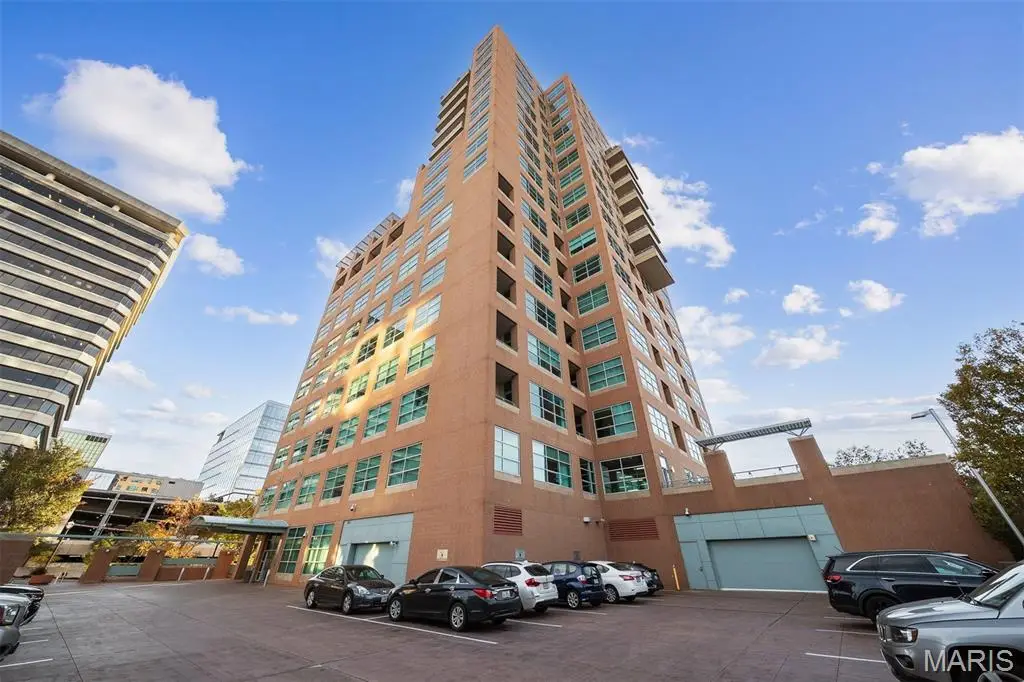 8025 Maryland Avenue #4J, Clayton, MO 63105 - #1