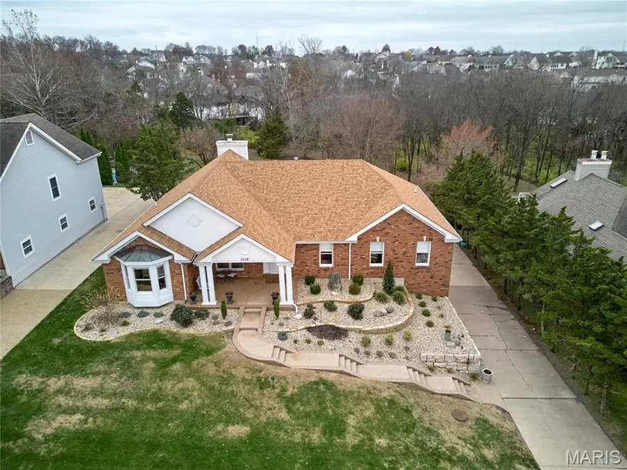 1116 S Charlemagne Drive, Lake Saint Louis, MO 63367 - Image #2