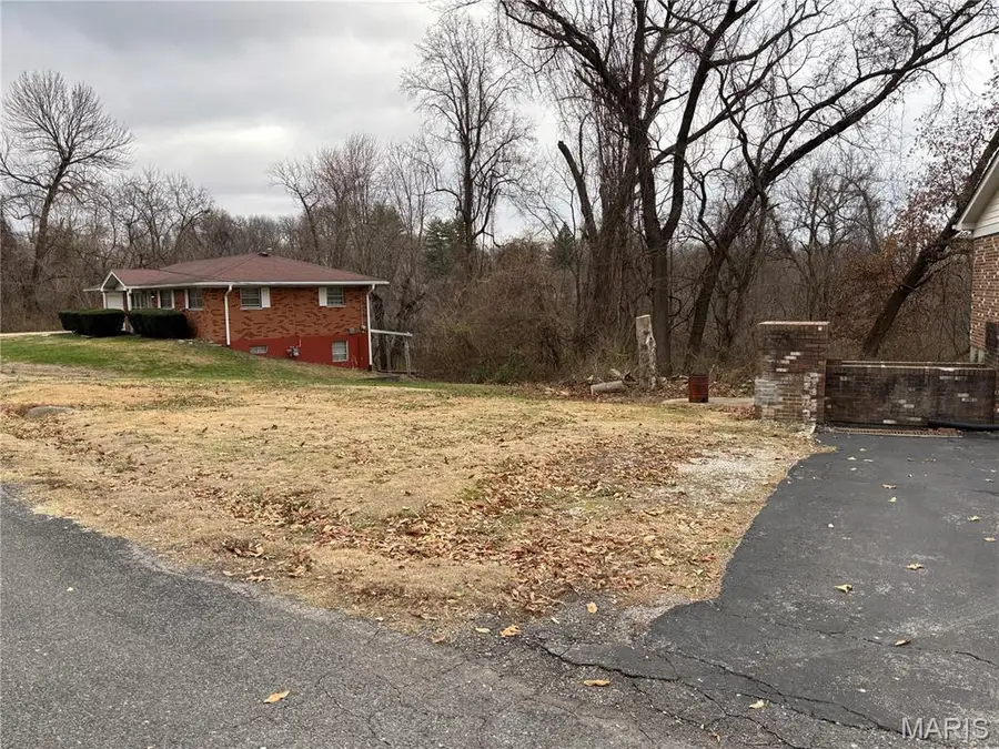 208 Hillwood Drive, Belleville, IL 62223 - Image #3