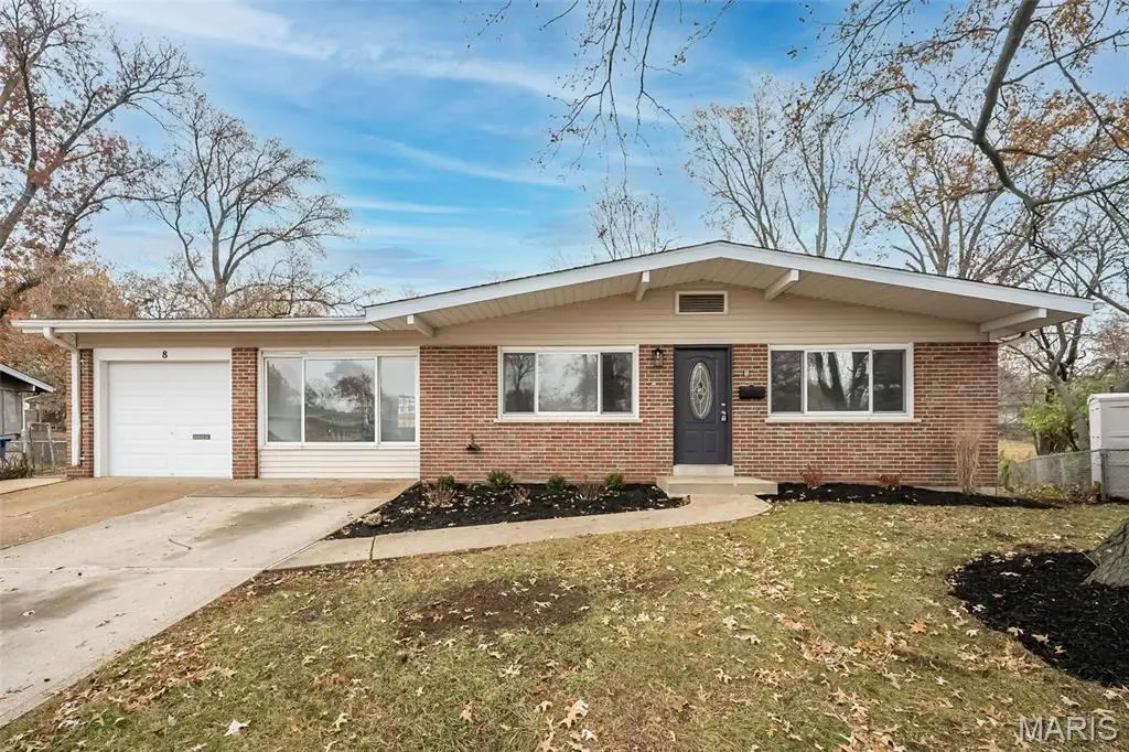8 Winners Circle, Florissant, MO 63033 - Image #1