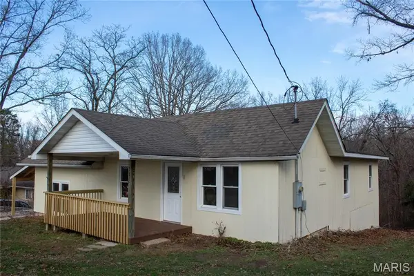 386 Birds Nest Road, Steelville, MO 65565