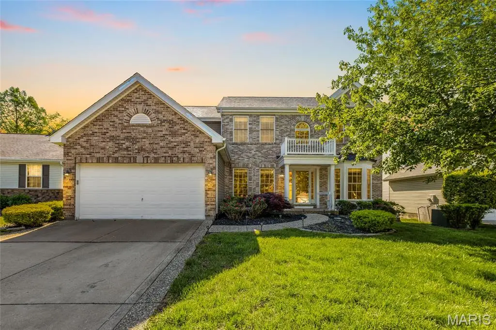 208 Vonbehren Drive, Chesterfield, MO 63005 - #1